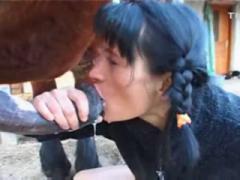 Dirty MILF deepthroat sex horse