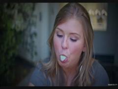 Cumming in her pussy creampie nice cooker