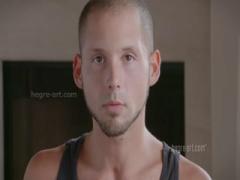 Masseuse has the good tongue licking cunt