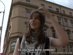 Hot amateur Linda on streets