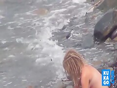 Voyeur - Homeless Hippy Cleans Up