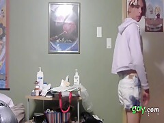Sissy Striptease