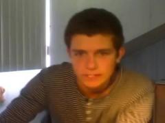 20 yo Dutch dude seduced to strip