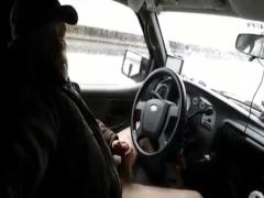 Str8 daddy stroke in the car