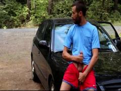 Str8 guy road side jerk off